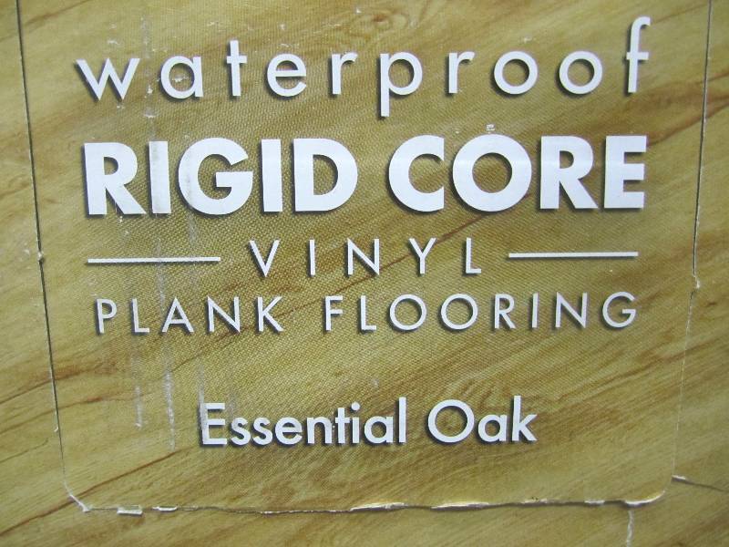 lot 30 image: 5 Cases of Life Proof Waterproof Ri...