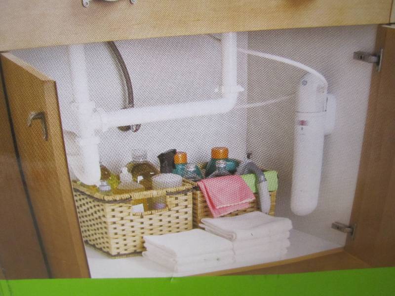 lot 37 image: GE Kitchen or Bath Water Filtration...