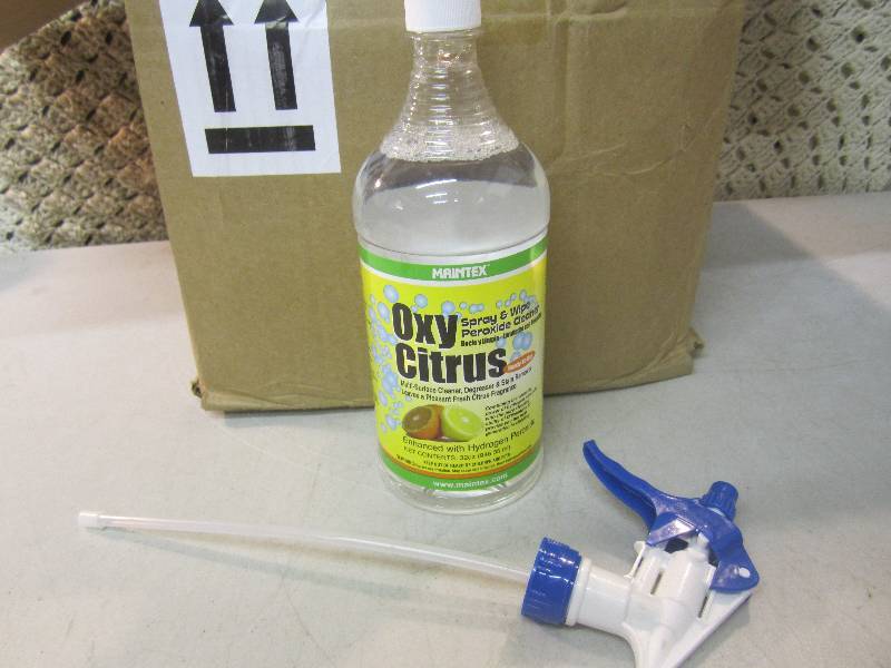 lot 73 image: 10 Bottles of Oxy Citrus Spray & Wi...