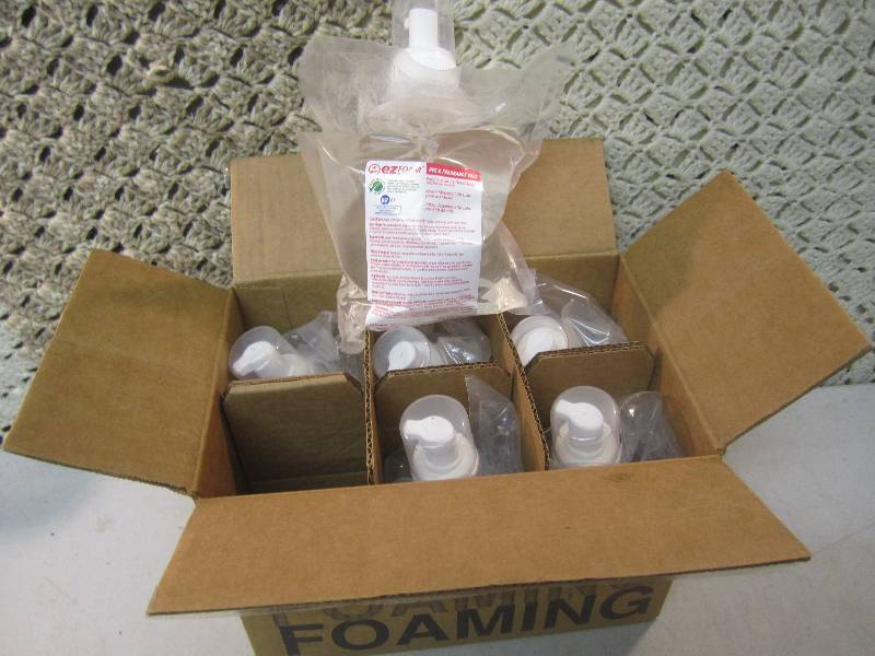 lot 82 image: Case of 6 EZ Foam Foaming Luxury Ha...