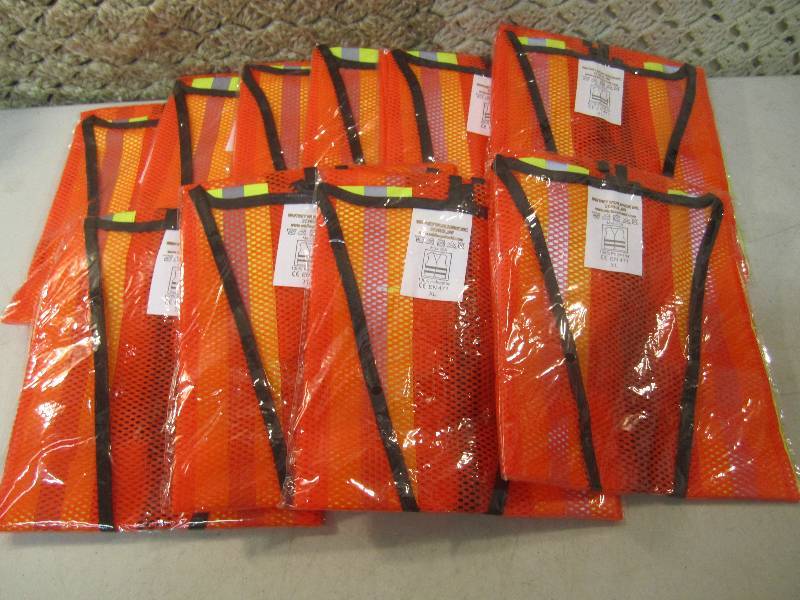 lot 157 image: Lot of 10 Reflective Safety Vests S...