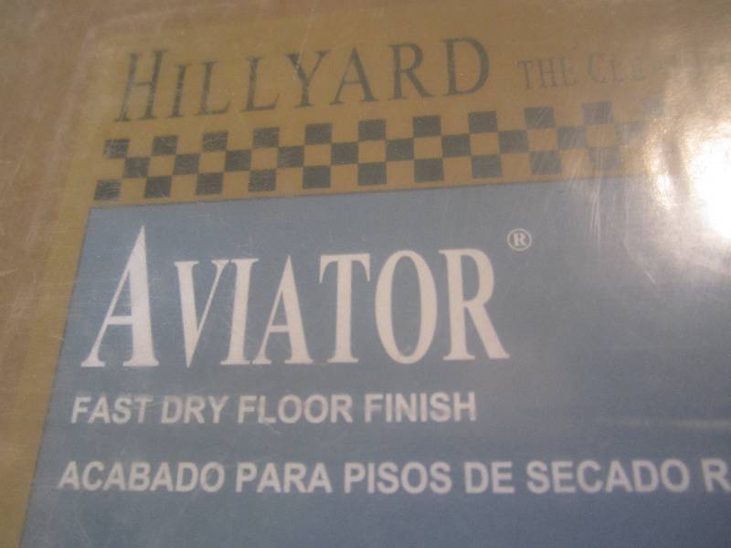 lot 183 image: Box of Hillyard HIL0055507 Aviator ...
