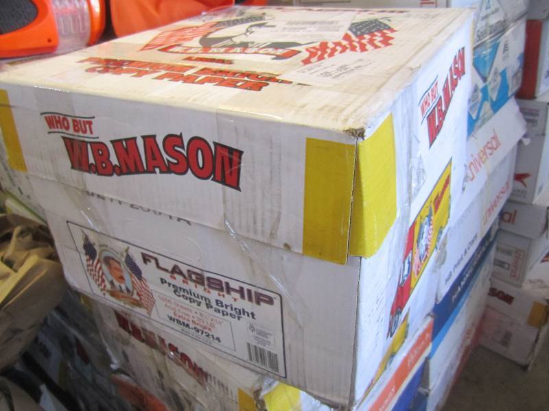 lot 187 image: Case of 8.5 x 14 Printer Paper 50...