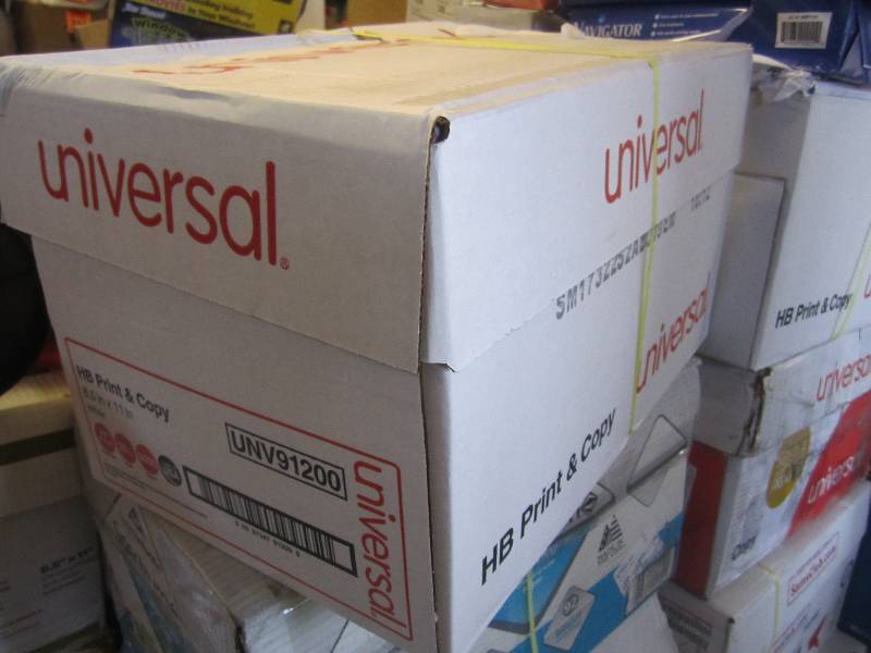 lot 191 image: Case of 8.5 x 11 Printer Paper 50...