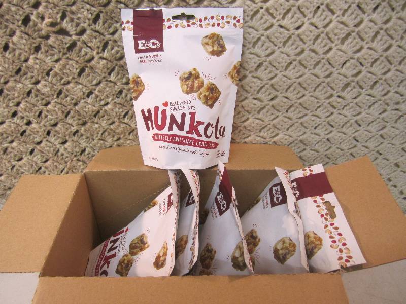 lot 234 image: Box of 6 Bags of E&Cs Real Food Sm...