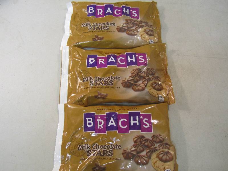 lot 262 image: 3 Bags of Brachs Milk Chocolate Sta...
