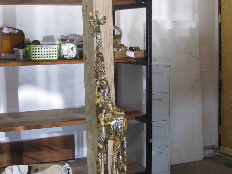 lot 13 image: Large Giraffe