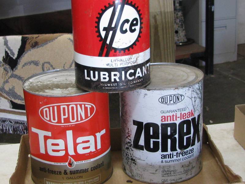 lot 48 image: Advertising Cans