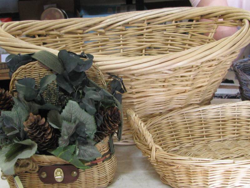 lot 69 image: Wicker Baskets