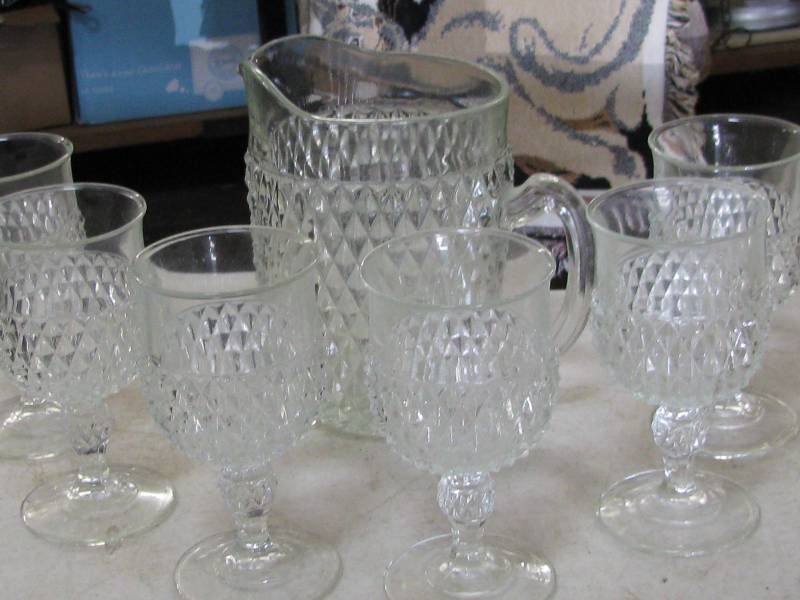 lot 78 image: Pitcher w6 Glasses