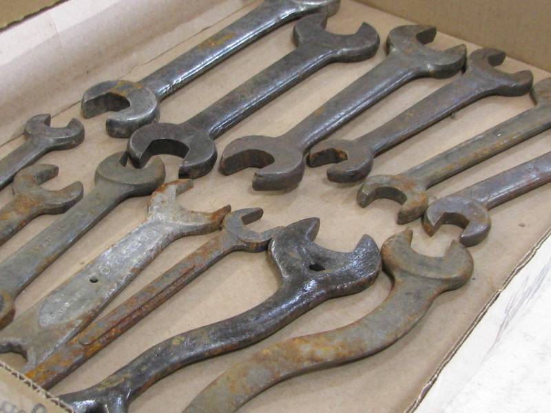 lot 93 image: Misc Wrenches