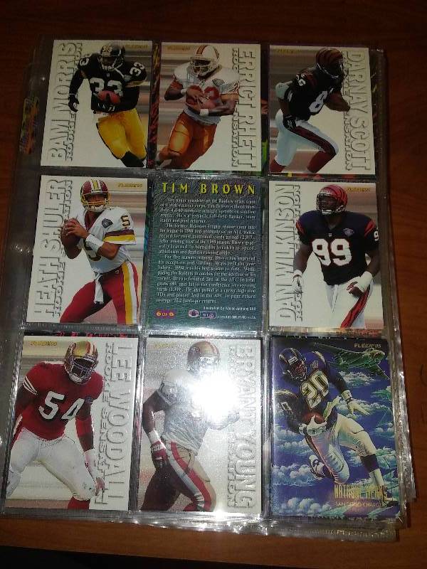 about 800 cards in pages MLB Superstars some NFL