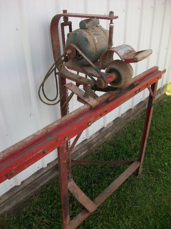 lot 6 image: Sickle Grinder