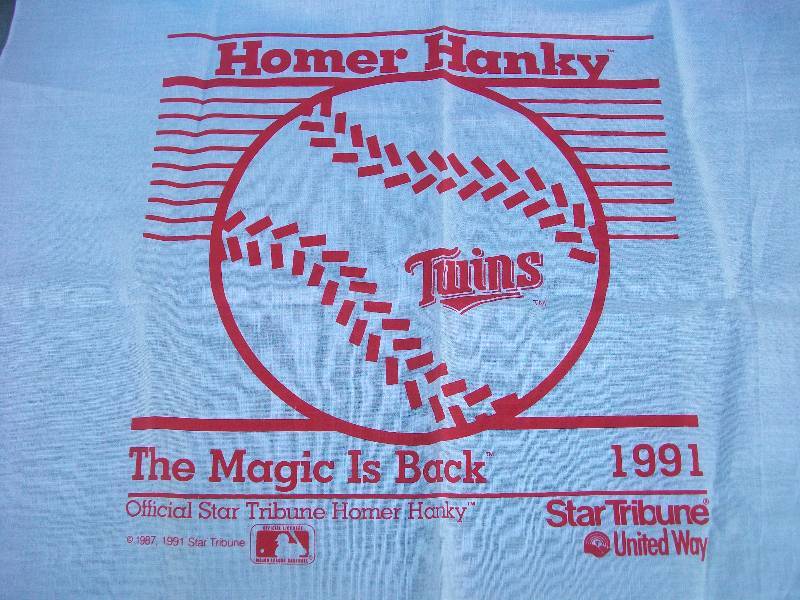 lot 71 image: Baseball Collectibles