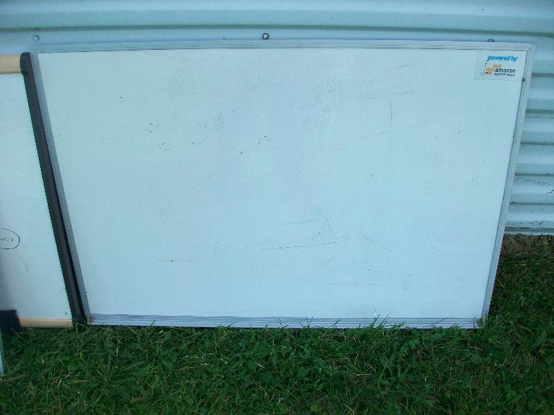 lot 74 image: Dry Erase Boards