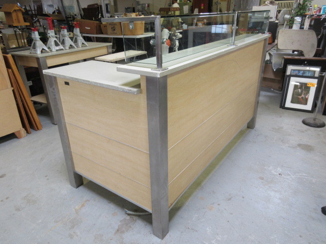 lot 148 image: COMMERCIAL DISPLAYSERVICE COUNTER