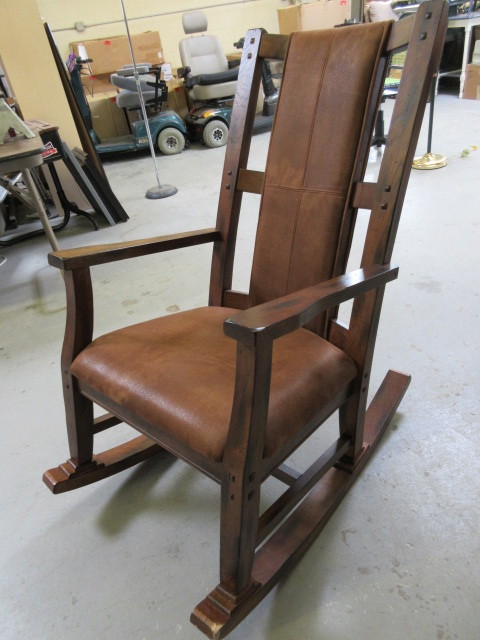 lot 153 image: LEATHER UPHOLSTERED ROCKING CHAIR