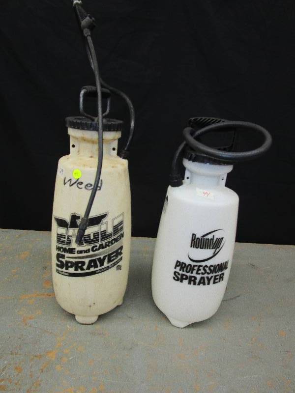 lot 44 image: 2 round up sprayers