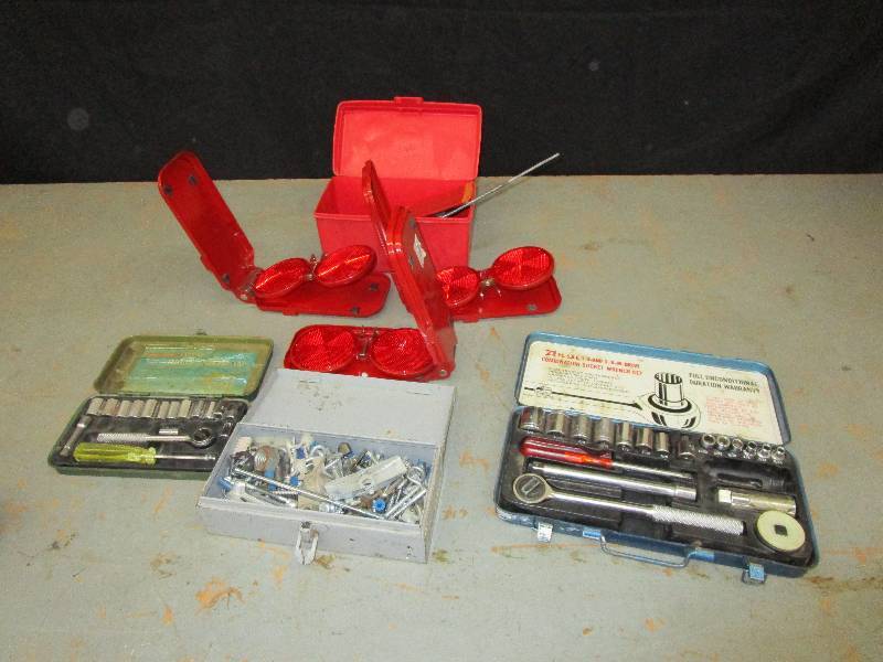 lot 48 image: various tools