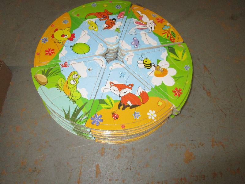 lot 67 image: 60 Small Kids Puzzle. 6 Designs, 10 of each Design