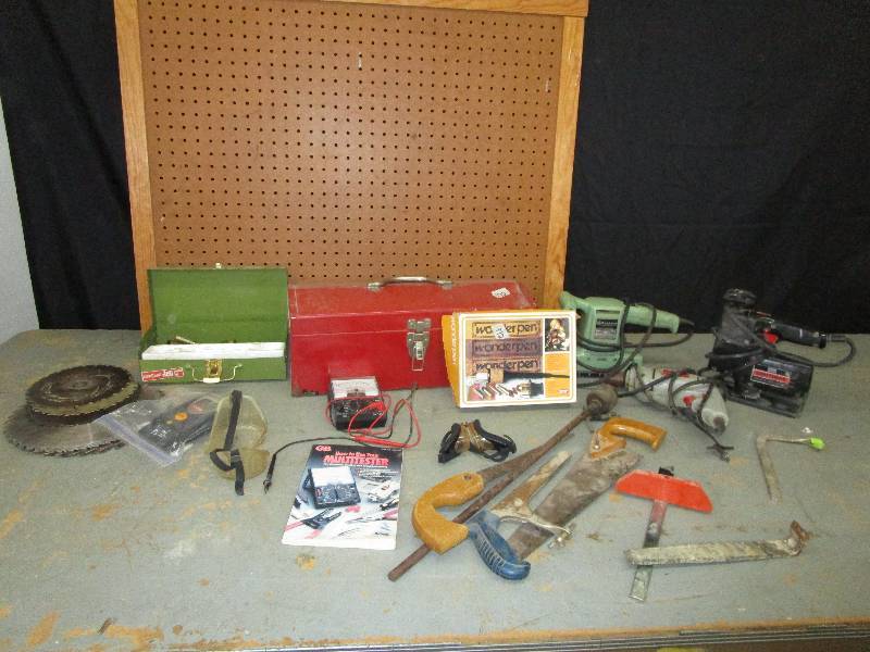 lot 86 image: Metal Tool Box, Peg Board, Wood Working Kit, Saw Blades, Ryobi Stud Finder, Electrical Testing Tool, Brass Torch Head, Jigsaw, Saw