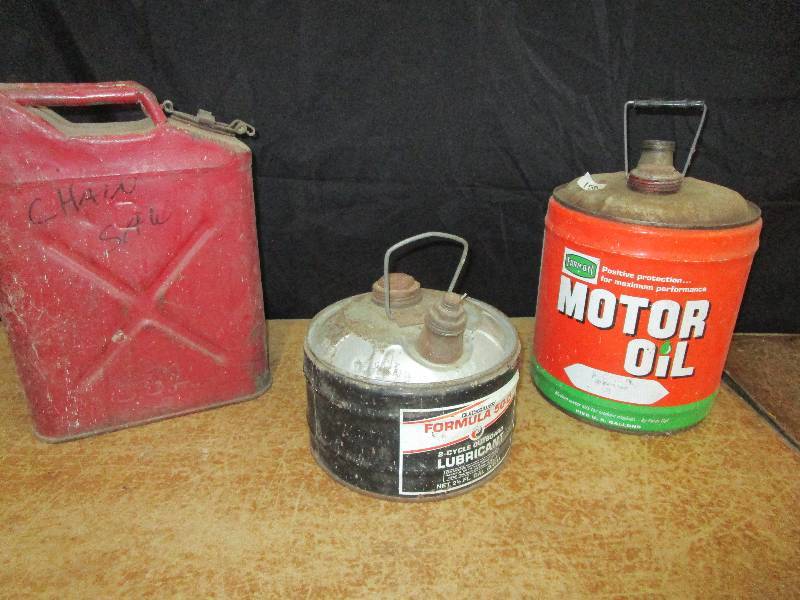 lot 92 image: 3 Gas Cans, Motor Oil Can, Lubricant