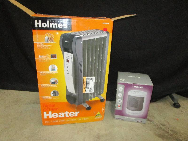 lot 116 image: 2 nice heaters still in the boxes