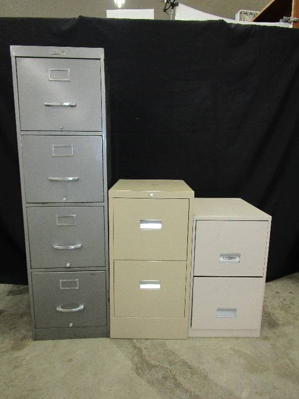lot 119 image: 3 File Cabinets