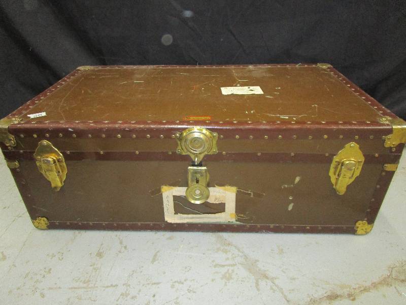 lot 121 image: Antique Trunk