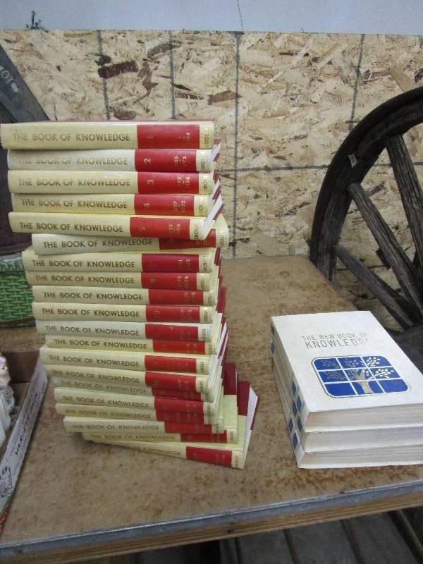 lot 133 image: Set of Books of Knowledge