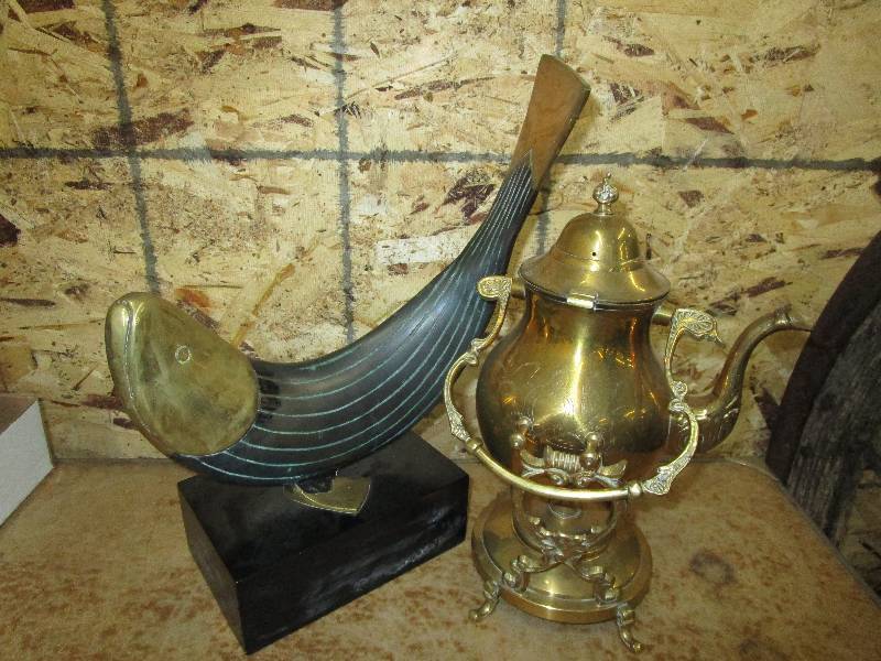 lot 135 image: Fish and Brass Coffee Pot with Oil and Stand