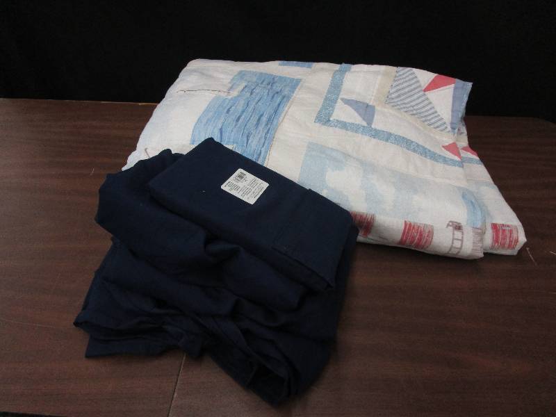 lot 144 image: Full Size Beadspread and Sheets Set