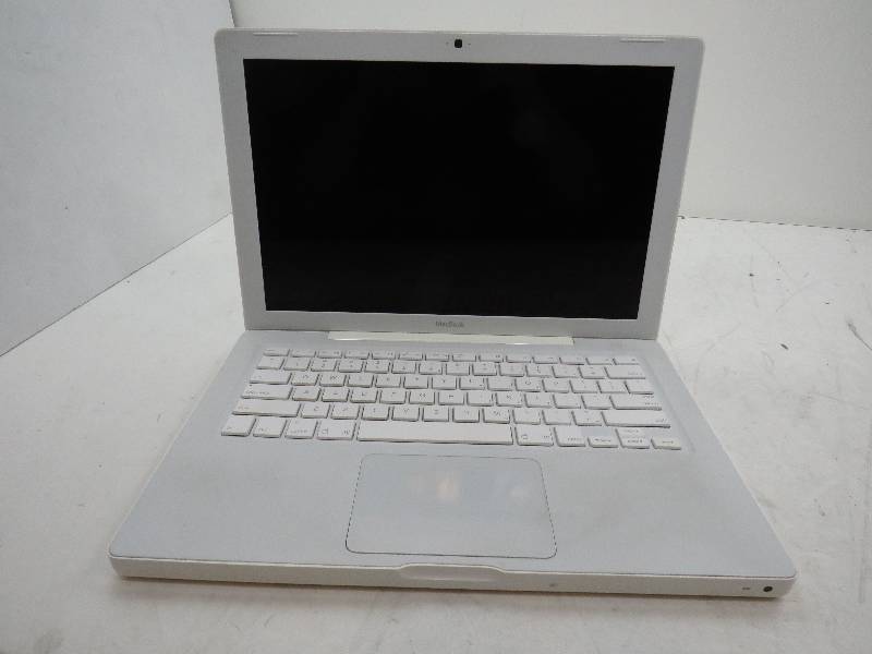 lot 29 image: Apple MacBook 2006 laptop
