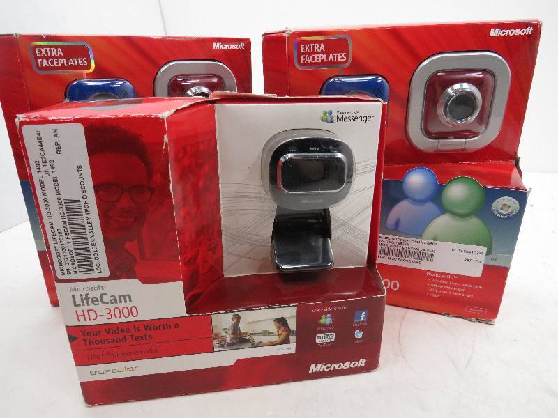lot 30 image: LOT OF 3 WEB CAMERAS FOR YOUR COMPUTER