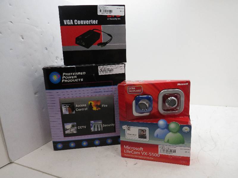 lot 46 image: LOT OF 3 ELECTRONIC DEVICES CAMERA, VGA CONVERTER AND POWER PRODUCT