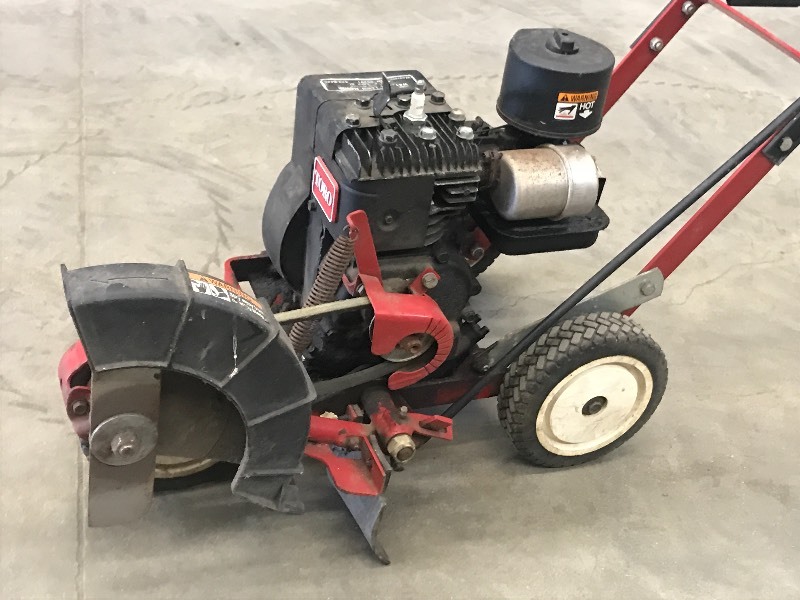 Toro 2HP GasPowered Lawn Edger... July Consignments 4 KBID