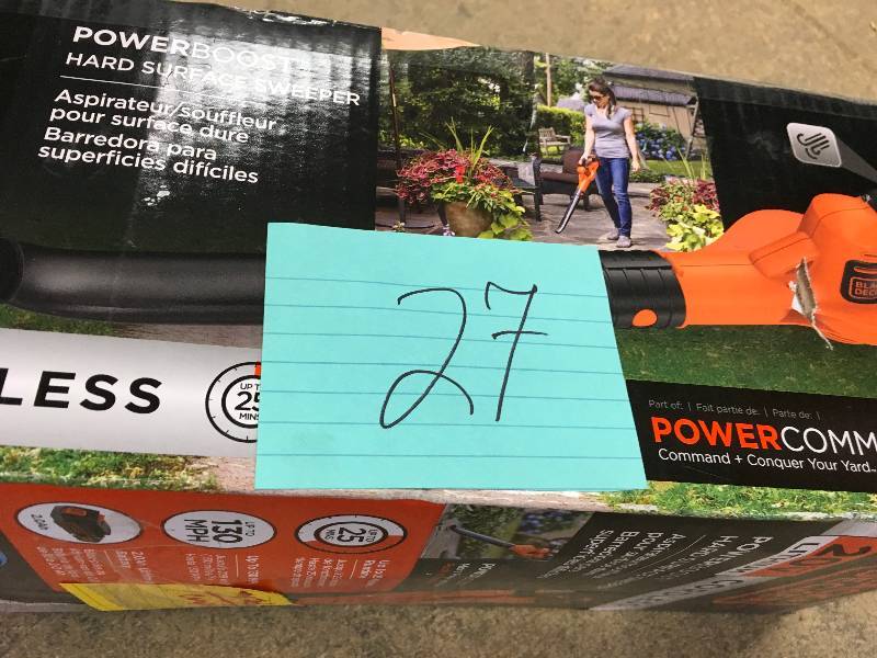 Black & Decker 130 MPH 100 CFM 20-Volt MAX Lithium-Ion Cordless Handheld Leaf Sweeper with 2.0Ah Battery and Charger Included TESTED