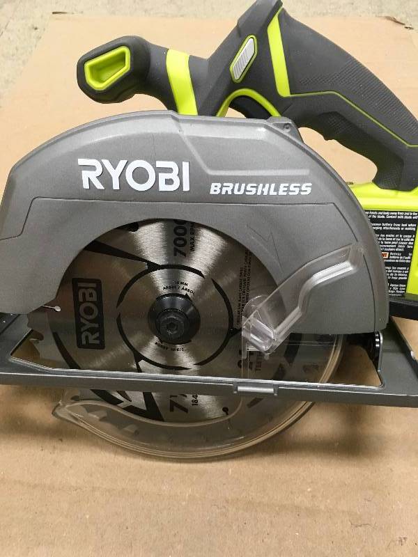 RYOBI 18-Volt ONE 7-14 in. Circular Saw (Tool Only) in working conditions
