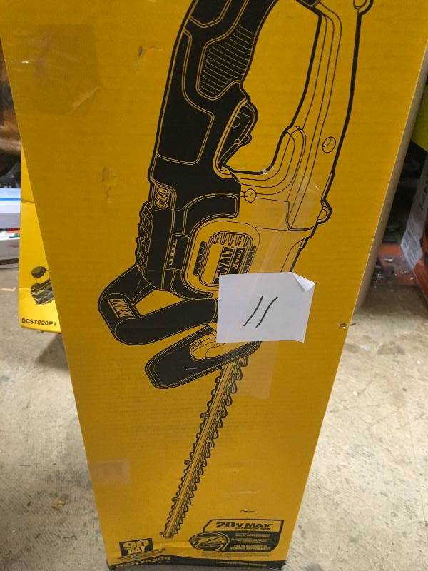 lot 11 image: Dewalt 22 in. 20-Volt MAX Lithium-Ion Cordless Hedge Trimmer - Battery and Charger Not Included used in working condition