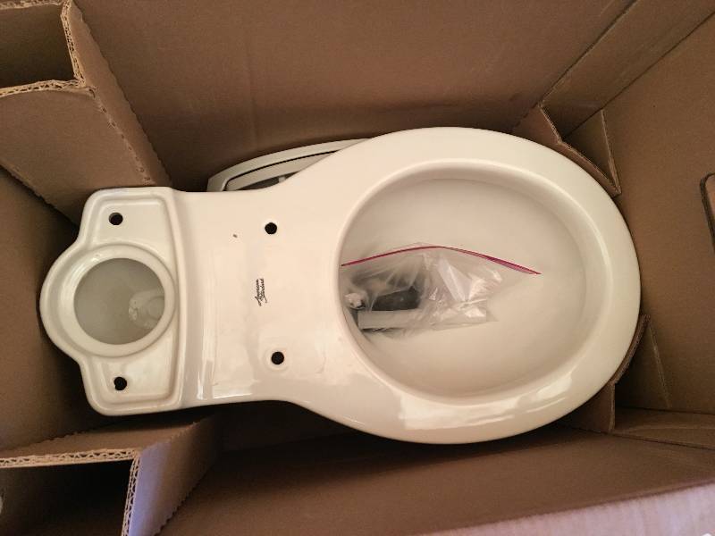 lot 34 image: American standard Cadet 3 Tall Height Complete 2-Piece 1.28 GPF Single Flush Round Toilet in White