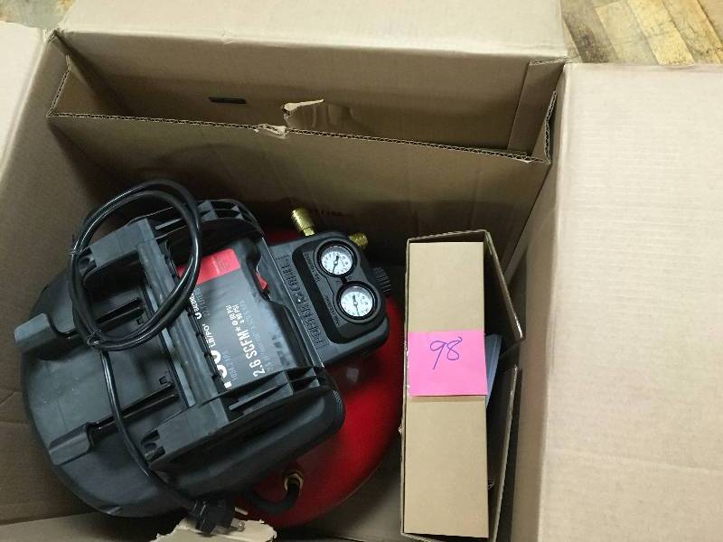 lot 98 image: Porter Cable 6 Gal. 150 PSI Portable Electric Air Compressor