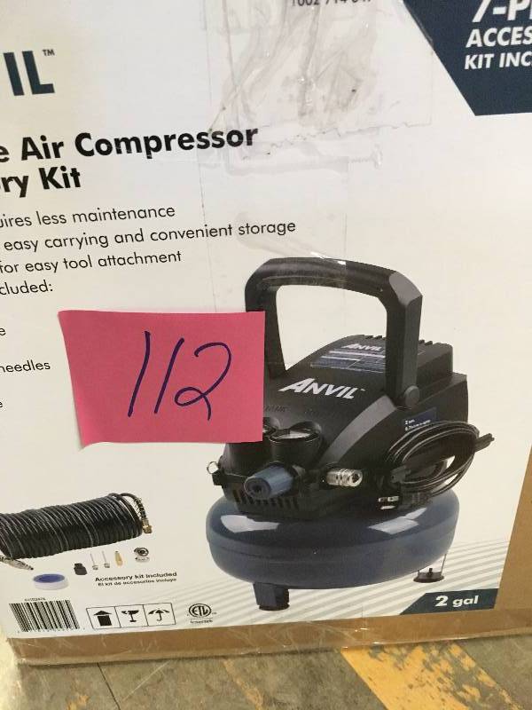 lot 112 image: Avantil 2G Pancake Air Compressor with 7-Pieces Accessories Kit