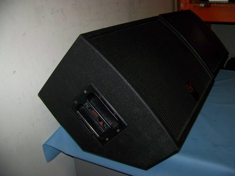 lot 11 image: (2) Electro-Voice (EV), 2-Way, Full-Range, 15 Passive Speakers  Loudspeakers