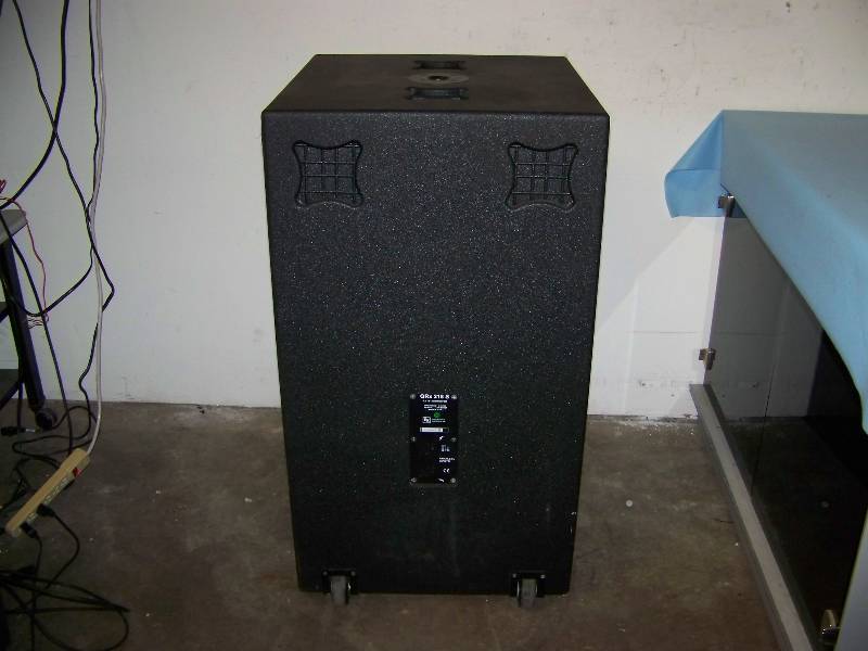 lot 4 image: Electro-Voice (EV), 1200W, Dual 18 Subwoofer