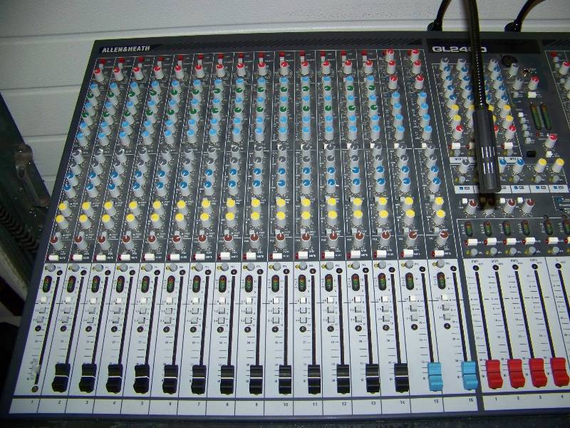 lot 23 image: Allen&Heath, 32 Channel, Dual-Function, Live Mixing  Audio Sound Board