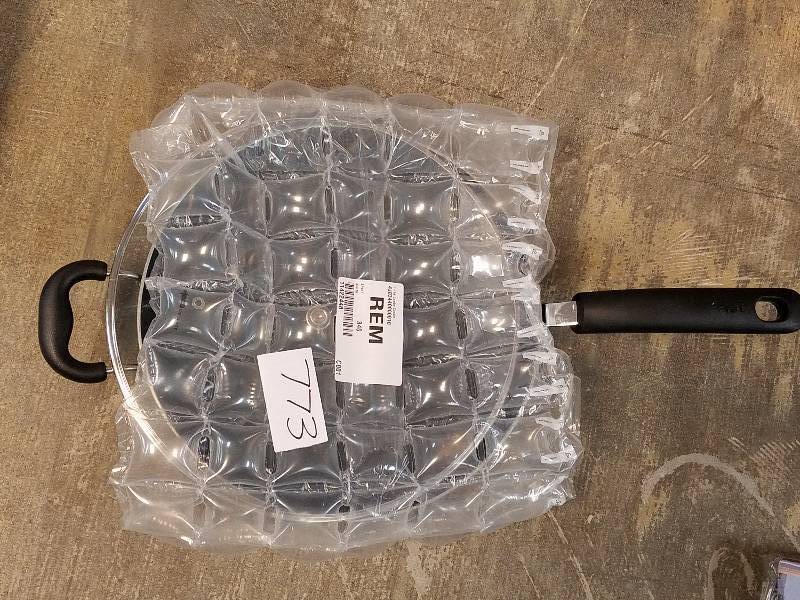 lot 773 image: T-fal 5-Qt. Jumbo Cooker with Glass Lid