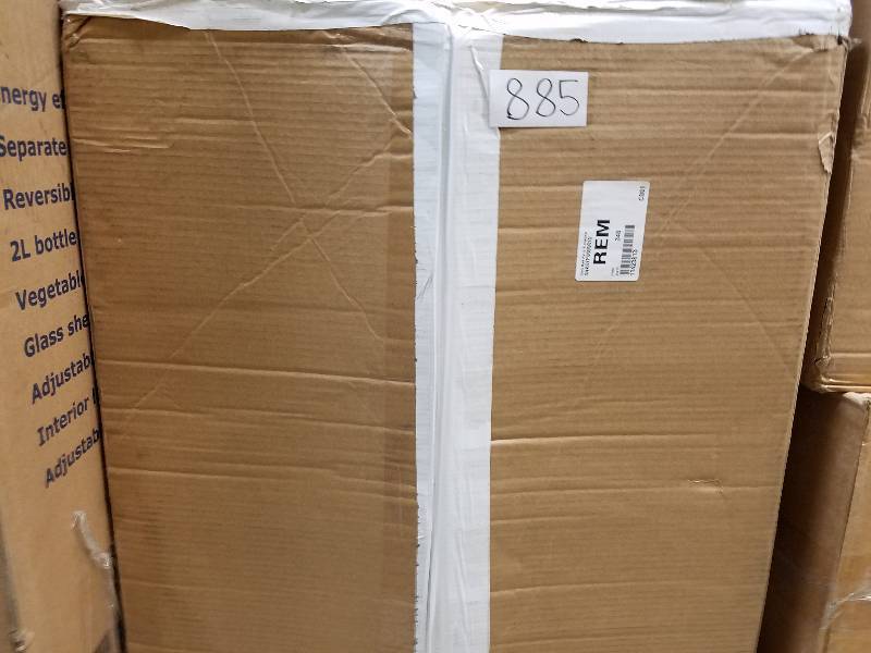 lot 885 image: Chefs Mark 2.2 Cu. Ft. 1200-Watt Microwave Oven