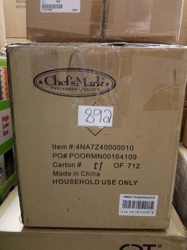 lot 892 image: Chefs Mark 5-Qt. Electric Pressure Cooker with Slow Cook Function
