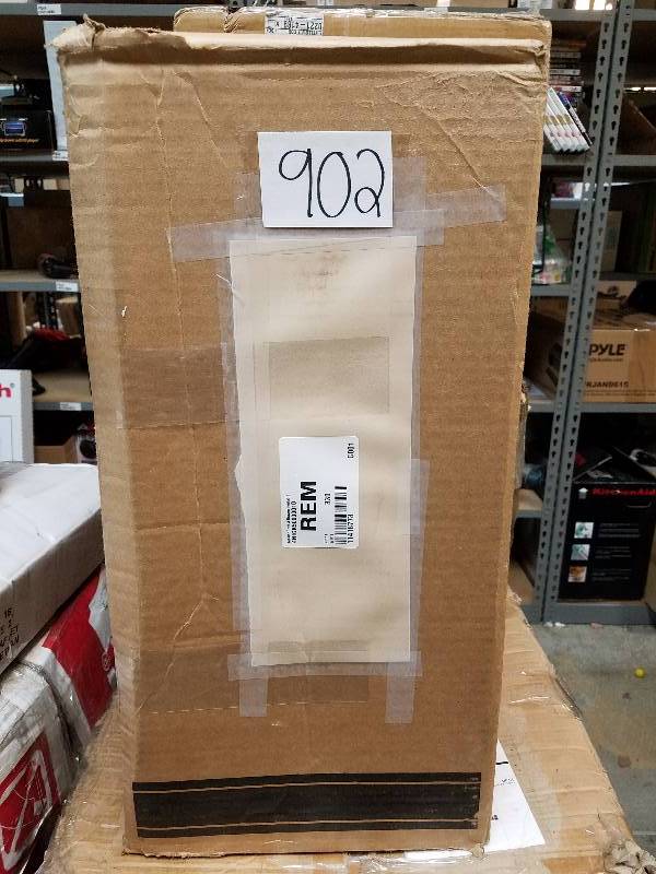 lot 902 image: Master Craft Heavy-Duty Steel 3-Drawer Portable Tool Chest