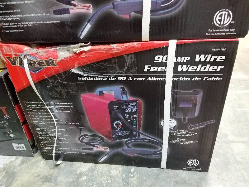 lot 914 image: Vaper 90-Amp Wire-Feed Welder Kit